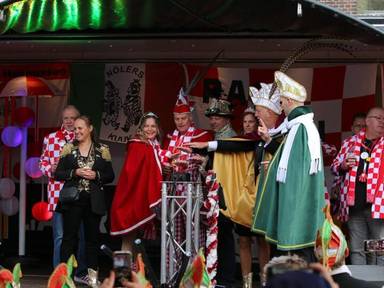 De start in Cuijk (foto: Karel ten Haaf).