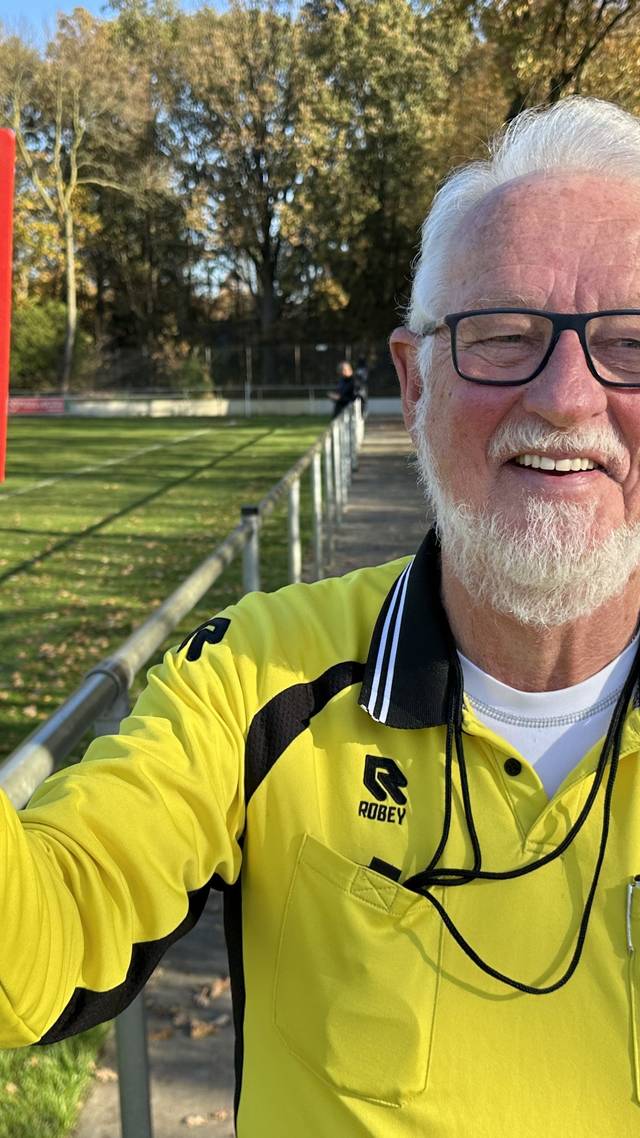 80-jarige scheidsrechter