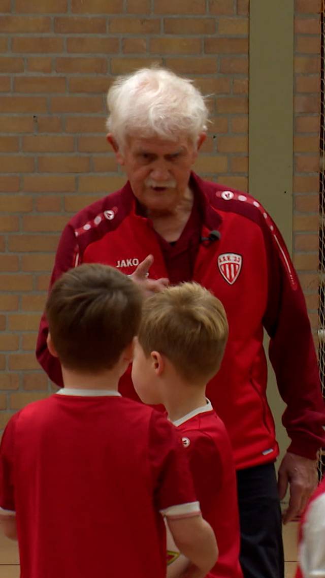 60 jaar voetbaltrainer!