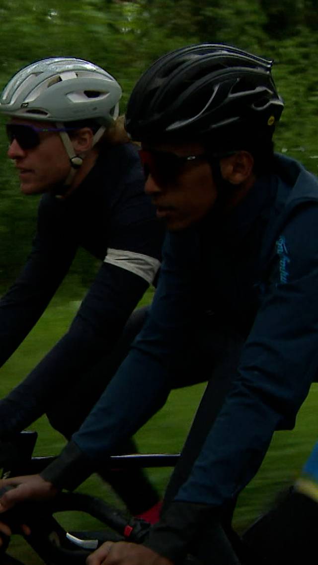 Wielertalent krijgt fiets