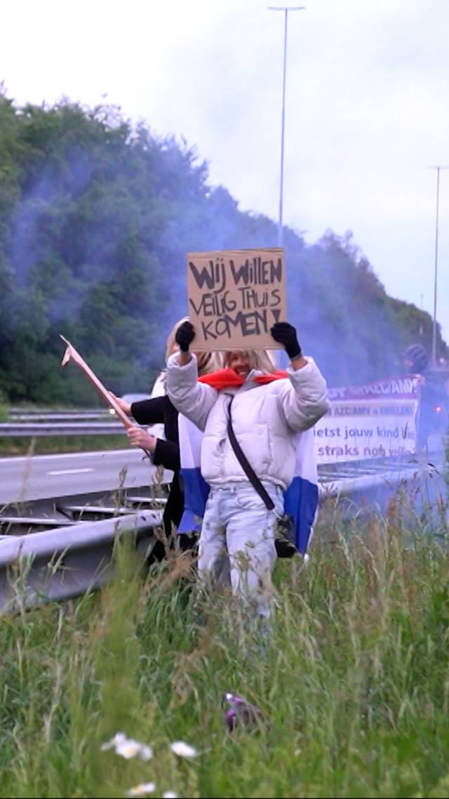 Demonstranten op A59