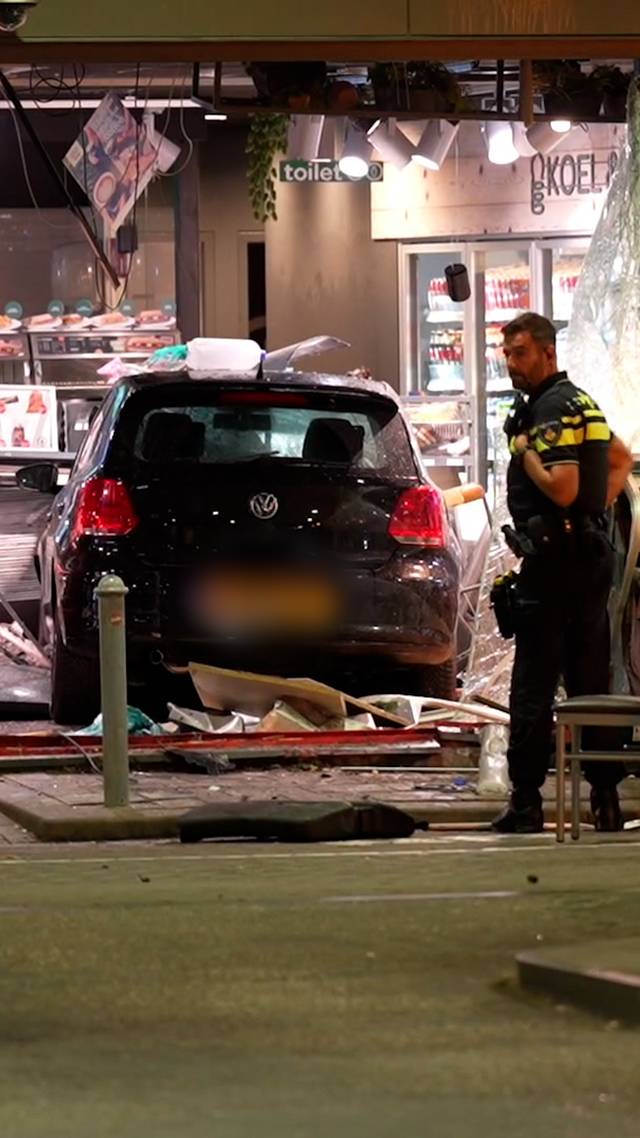 Crash bij tankstation