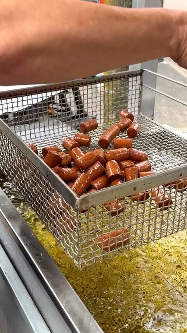 14.000 frikandellen