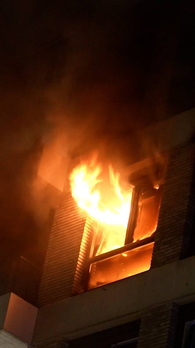 Brand in flat