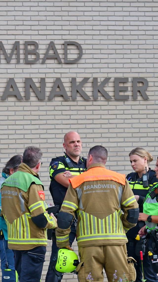 Zwembad ontruimd
