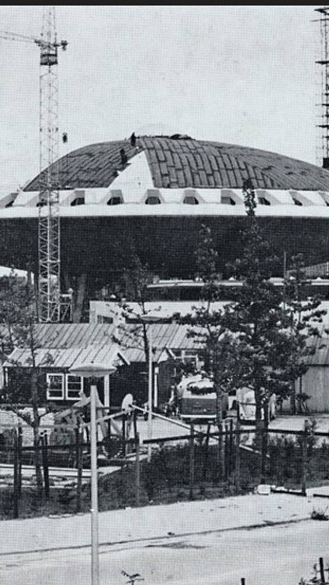 Evoluon jarig!