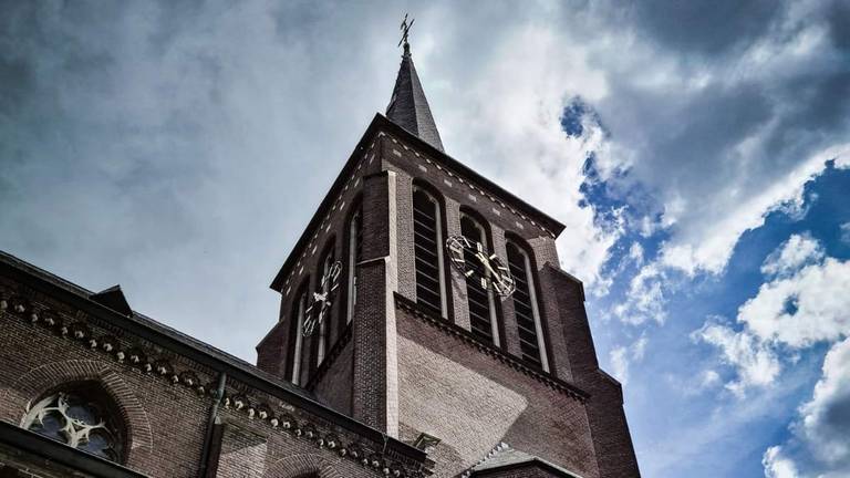 De Heilige Antonius Abt Kerk in Eerde (foto: Bas de Esch)