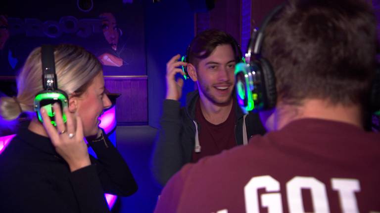 Een Silent Disco in Breda. (foto: Raymond Merkx)