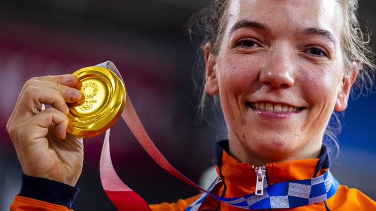 Het hoogtepunt voor Shanne Braspennincx: keirin-goud op de Spelen in Tokio (Foto: ANP / Koen van Weel).