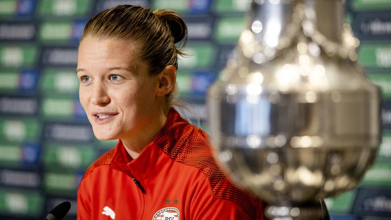 PSV-aanvoertster Mandy van den Berg (Foto: ANP)