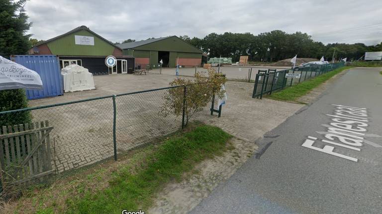 Man (78) gaat eieren halen en rijdt een fietsster (57) dood (foto: Google Streetview).