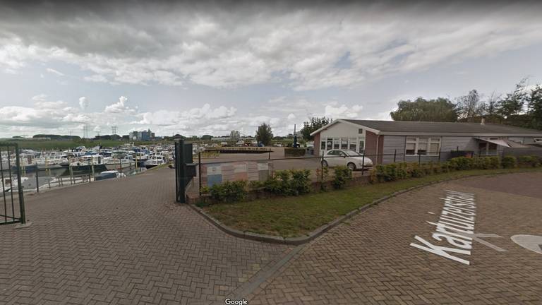 De jachthaven in Raamsdonksveer (foto: Google Streetview).