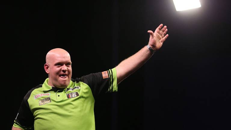 Michael van Gerwen bij zijn opkomst (foto: Simon O’Connor/PDC).