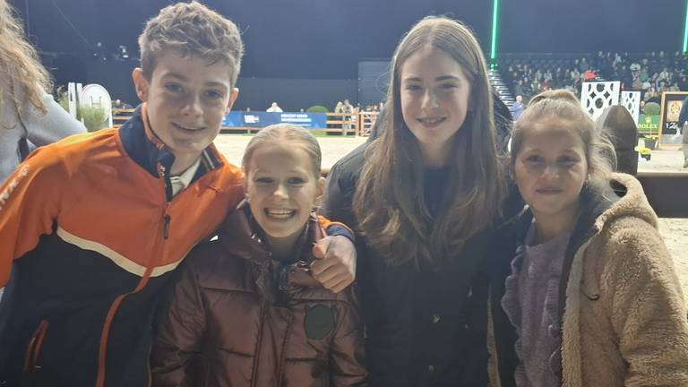 Tim van den Heuvel, Lotte Bullens, Maud van Gerwen en Noor Smits. (Foto: Leon Voskamp)