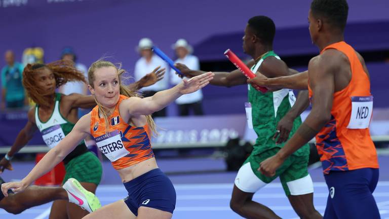 Cathelijn Peeters in actie als slotloper tijdens de halve finale (foto: ANP).