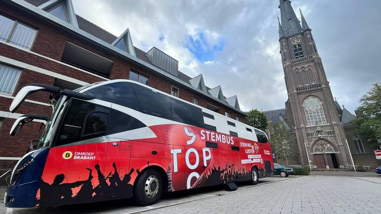 De stembus in Asten. 