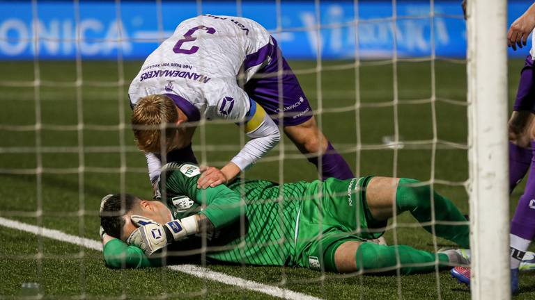 Etienne Vaessen kreeg meerdere aanstekers tegen zich aan in Leeuwarden (foto: Orange Pictures).