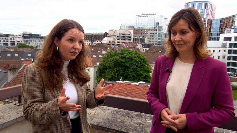 Machteld van Dijk (links) en Lieke van Alphen (foto: Omroep Brabant).