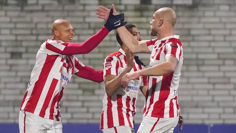 TOP Oss hoopt vrijdag op veel fans in derby tegen FC De Bosch