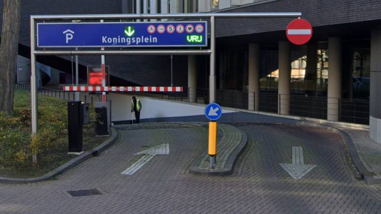 Parkeergarage Koningsplein in Tilburg (foto: Google Maps)