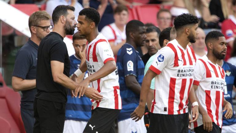 Cody Gakpo en Ruud van Nistelrooij (Foto: ANP)