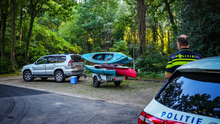 Auto gestolen met kinderen op de achterbank: man (53) aangehouden