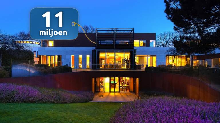 Deze villa in Uden is te koop voor 11 miljoen euro.