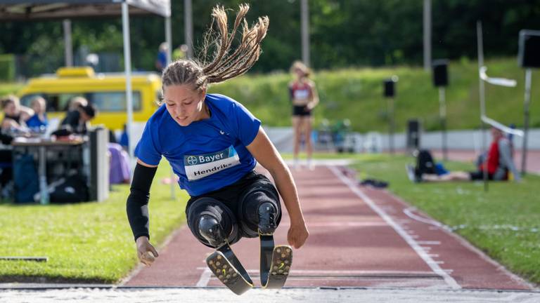 Kiki Hendriks tijdens een toernooi in Duitsland (foto: Beautiful Sports).