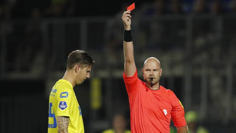 Michiel Kramer kreeg rood. (Foto: ANP, Bart Stoutjesdijk)