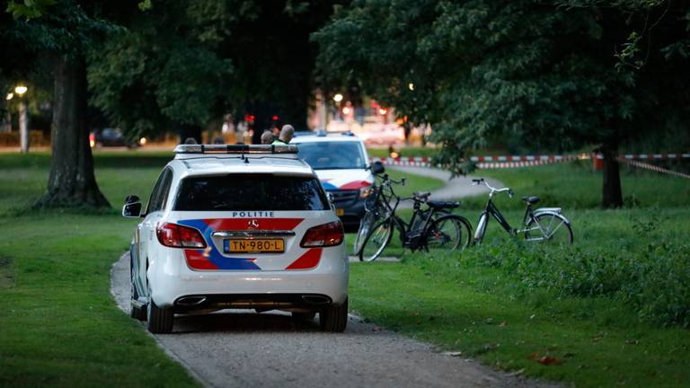 Politieonderzoek op de plek net nadat de vrouw gevonden werd (archieffoto: Christian Traets/SQ Vision).