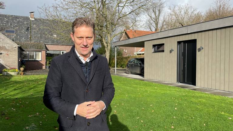 Wethouder Mathijs  Kuijken wil graag dat meer mensen hun huis splitsen (foto: Jos Verkuijlen).