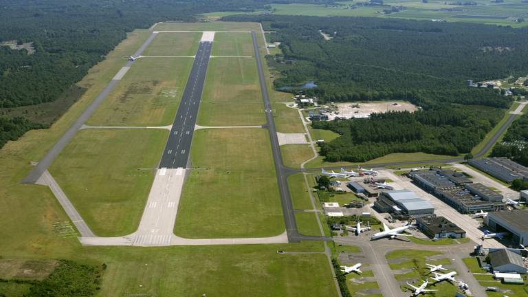 Vliegbasis Woensdrecht zou de vakantievluchten prima kunnen opvangen (foto: ANP).