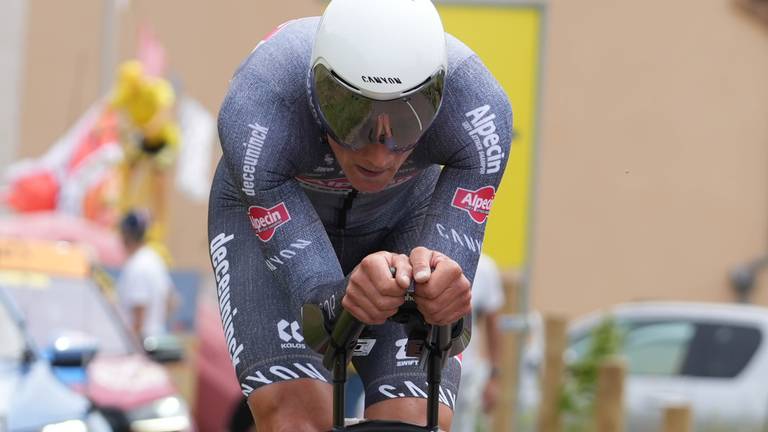 Mathieu van der Poel tijdens de Tour de France van 2024; het is onzeker of hij er dit jaar weer bij is (foto: Orange Pictures).