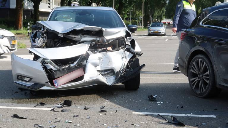 Botsing in Breda (Foto: Perry Roovers/SQ Vision)