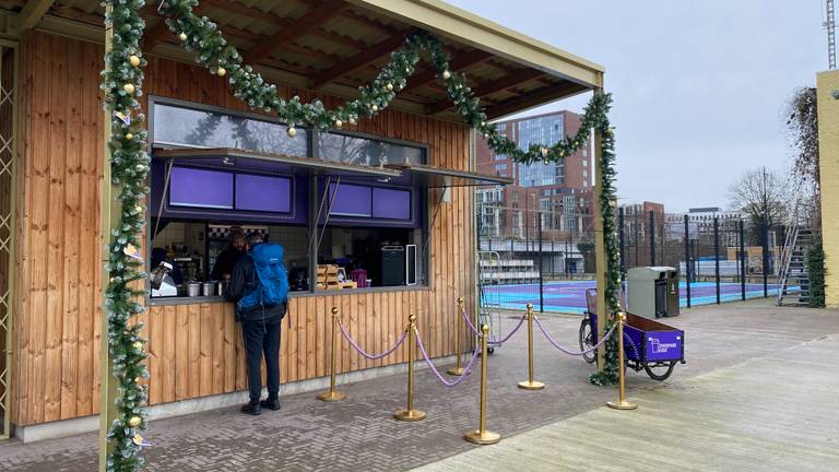 De Spoorparkkiosk in Tilburg is weer open