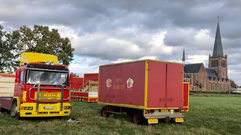 Circus Barani mag voorlopig op het evenemententerrein in Hoogerheide staan. (Foto: Erik Peeters)