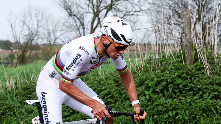 Mathieu van der Poel op de Keutenberg tijdens de Amstel Gold Race 2024. Foto: ANP.