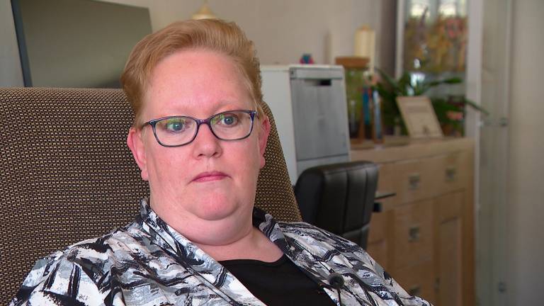 Angelique van Deursen uit Helmond was zelf twintig jaar lang verward (foto: Omroep Brabant).