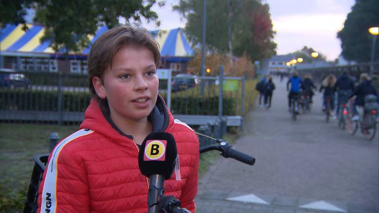 Een van de leerlingen van het Pius X College in Bladel (foto: Omroep Brabant).   