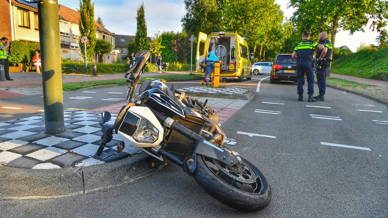 Motorrijder zwaargewond bij ongeluk in Dommelen