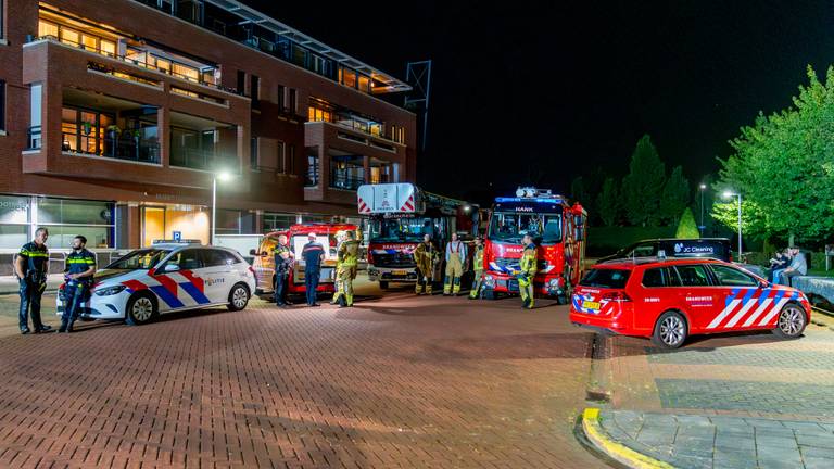 Het appartementencomplex in Werkendam dat werd ontruimd. Foto: Jurgen Versteeg / SQ Vision