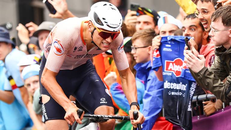 Van der Poel tijdens WK in Glasgow (foto: ANP).