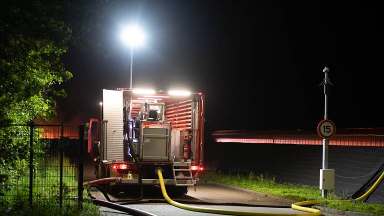 De brandweer aan het werk (foto: Christian Traets/SQ Vision).