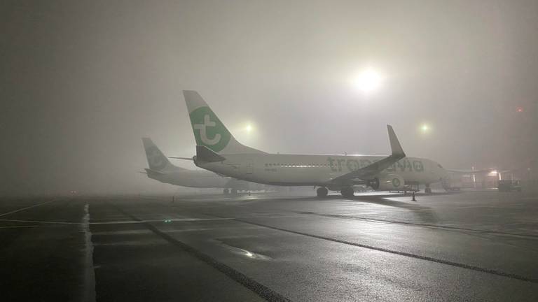 Mist op Eindhoven Airport (archieffoto: Brian Versteegh).