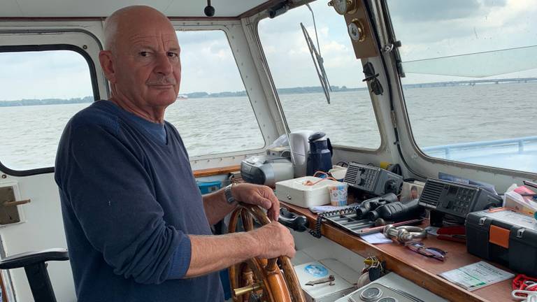 Schipper Jan Blokland redde vier mensen uit het Hollands Diep. (foto: Eva de Schipper)