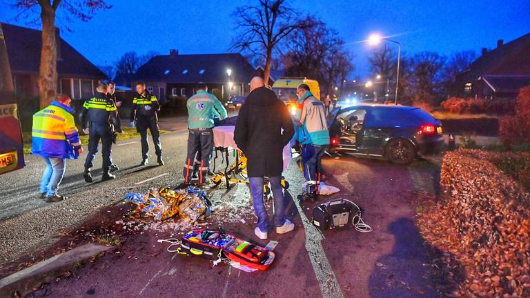 Brommerrijder zwaargewond in Hapert