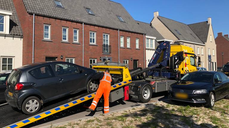 De auto die in beslag is genomen (foto: Alice van der Plas).