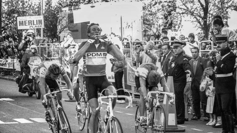 Op 9 juli 1987 won Adrie van der Poel zijn eerste Touretappe (foto: Cor Vos). 