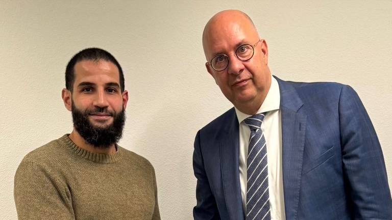 Moustafa Makhlouf en burgemeester Jack Mikkers (privéfoto).