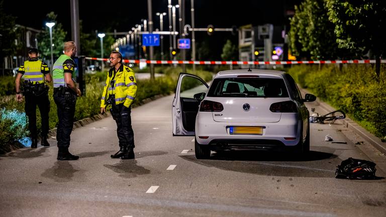 De aanrijding vond plaats op de Ringbaan Noord in Tilburg (foto: Jack Brekelmans/SQ Vision).